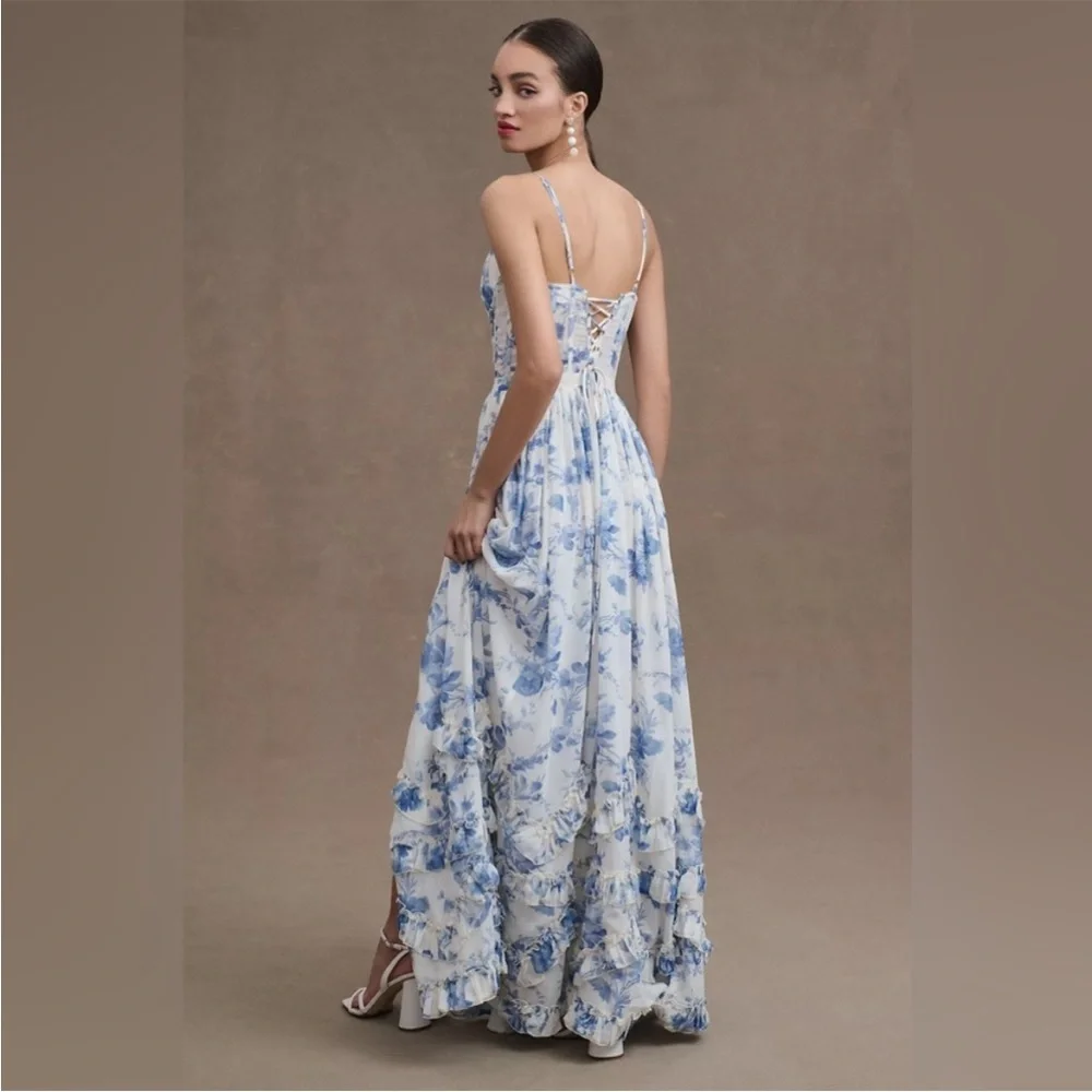 V Chapman Carmen Corset Front Slit Gown. Size 4. - Picture 3 of 9